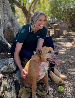 Laura Geitz and her dog