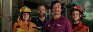 Jonathan Thurston and SES staff